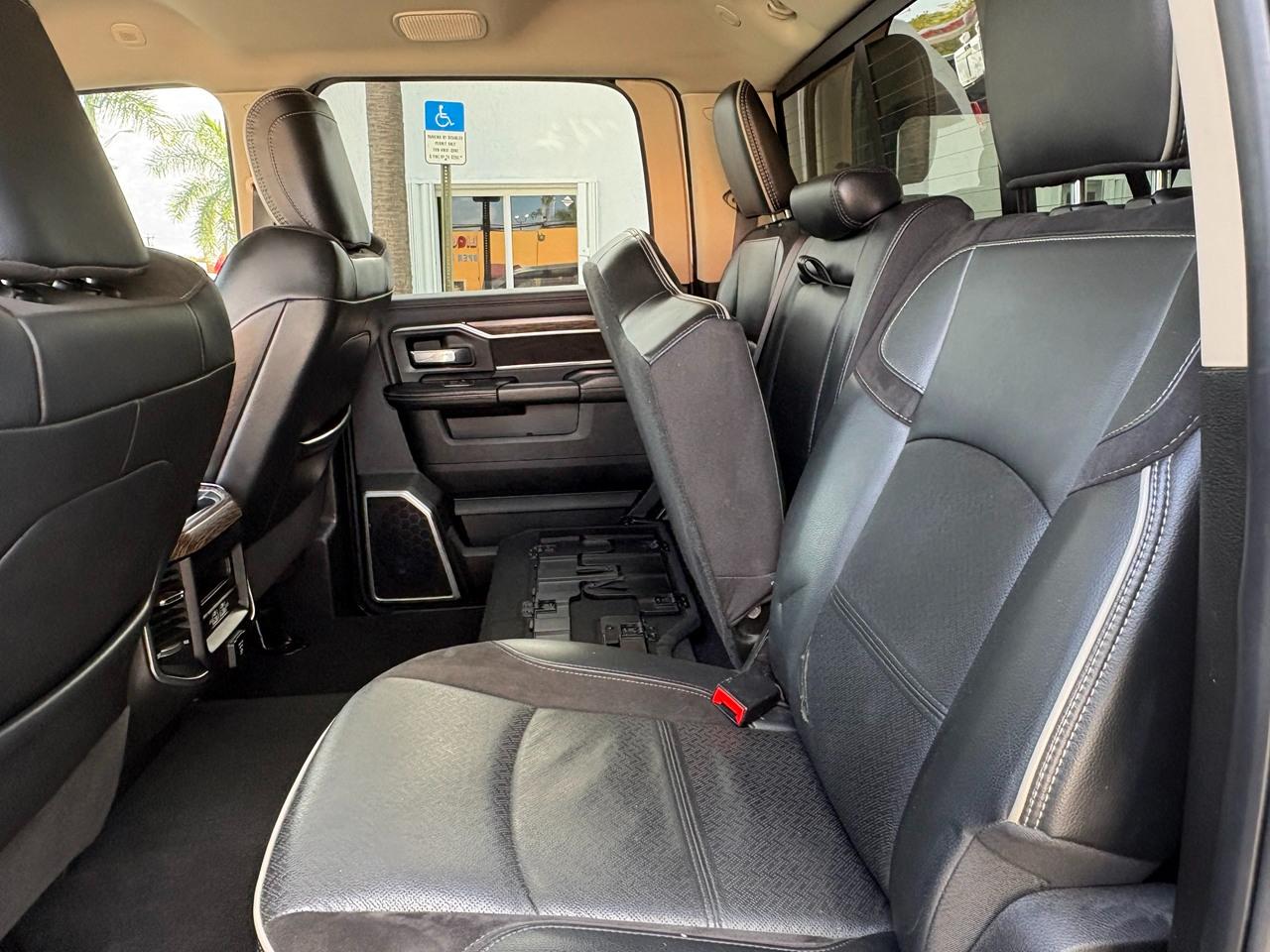 RAM 3500 Laramie Crew Cab LWB 2WD DRW 2021