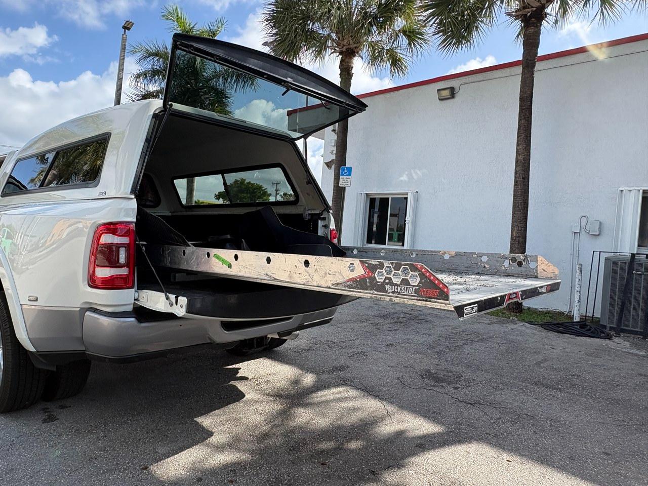 RAM 3500 Laramie Crew Cab LWB 2WD DRW 2021