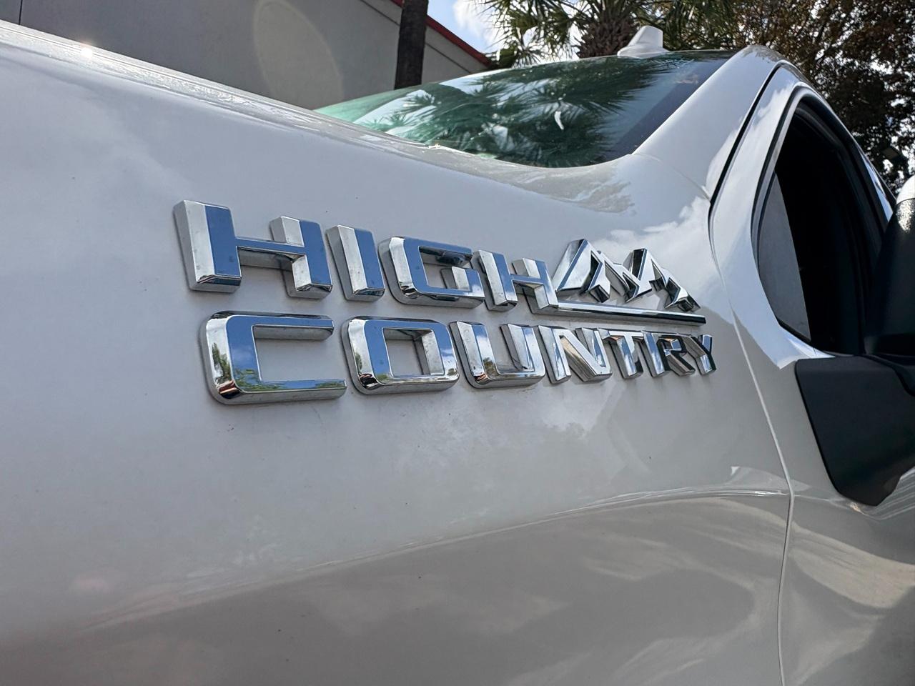 Chevrolet Silverado 1500 High Country Crew Cab Long Box 4WD 2021