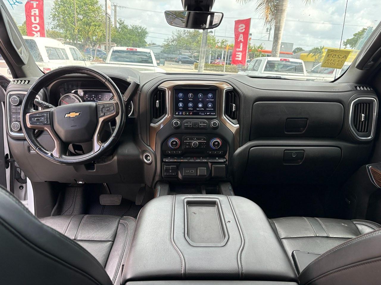 Chevrolet Silverado 1500 High Country Crew Cab Long Box 4WD 2021