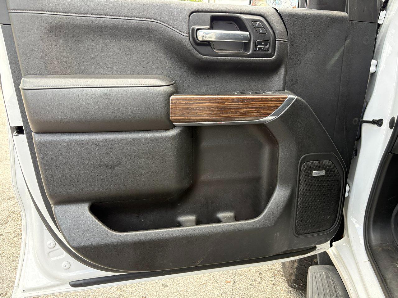 Chevrolet Silverado 1500 High Country Crew Cab Long Box 4WD 2021