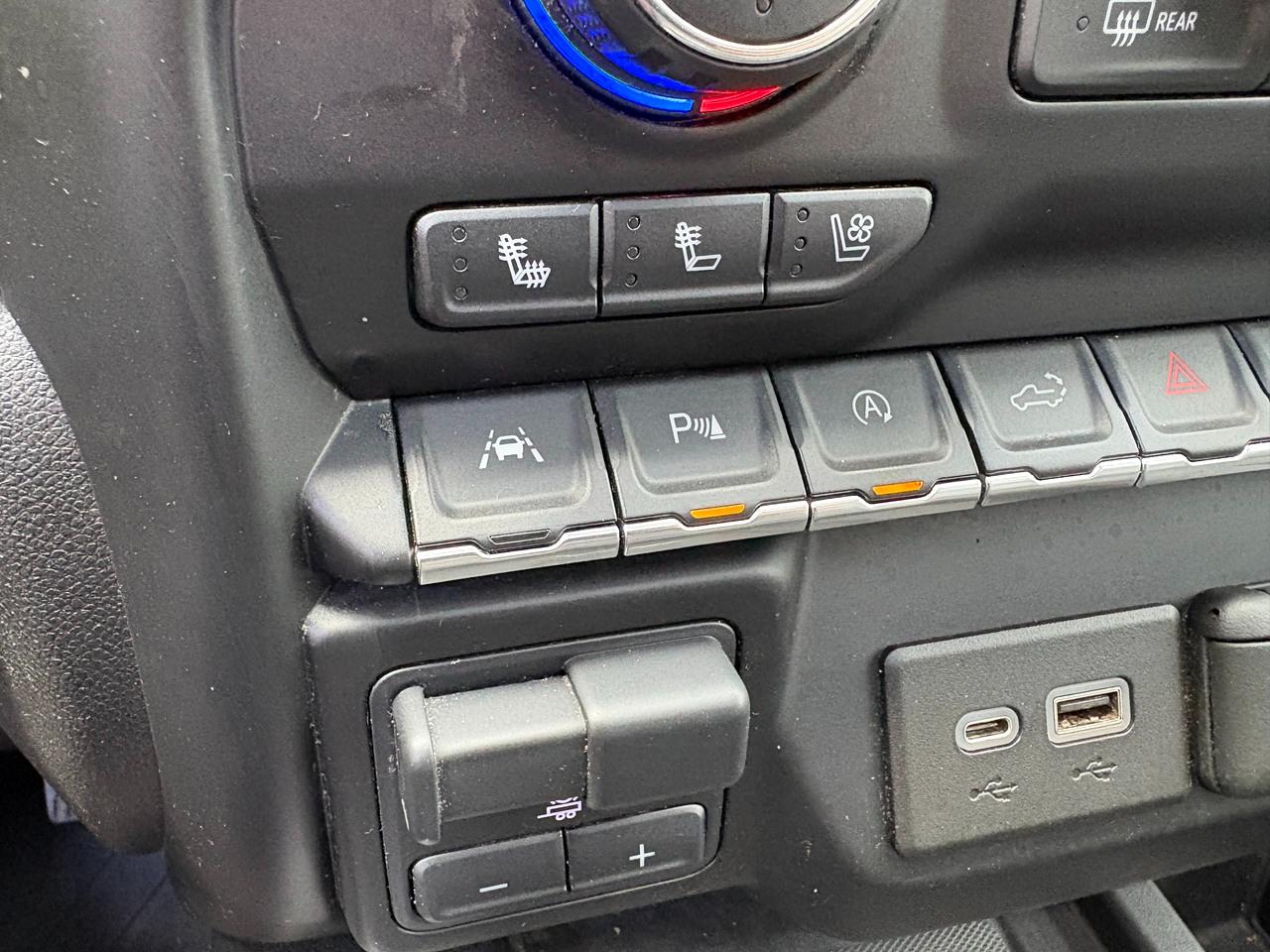 Chevrolet Silverado 1500 High Country Crew Cab Long Box 4WD 2021