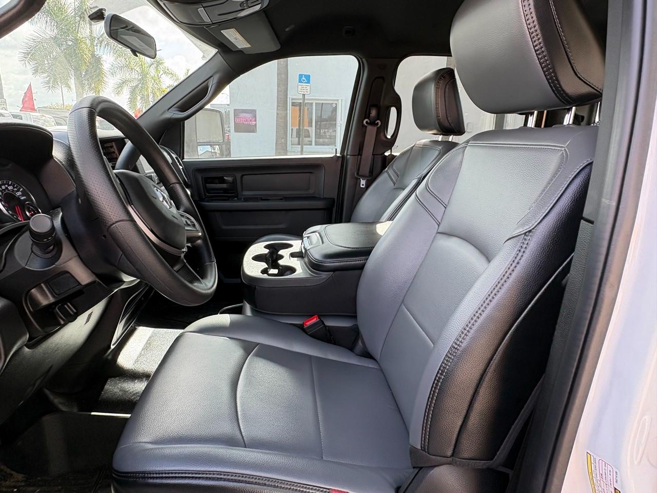 RAM 3500 Tradesman Crew Cab LWB 2WD DRW 2024