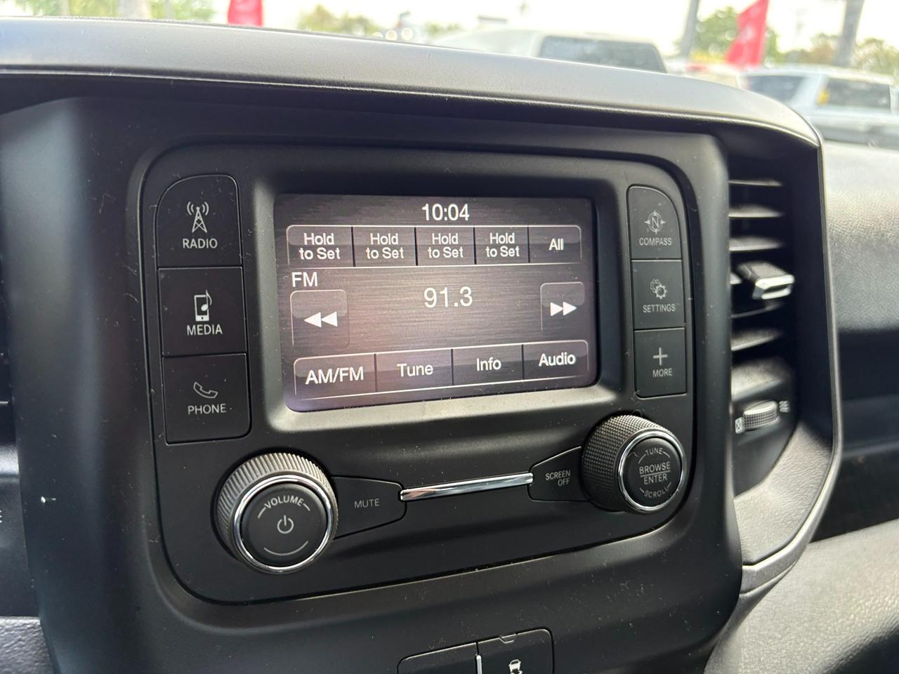 RAM 3500 Tradesman Crew Cab LWB 2WD DRW 2024