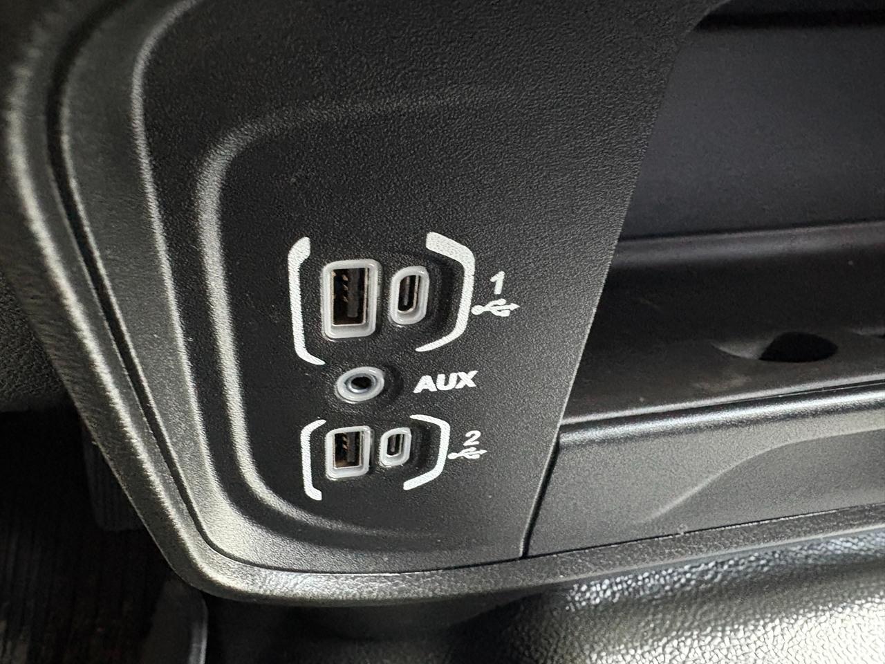 RAM 3500 Tradesman Crew Cab LWB 2WD DRW 2024