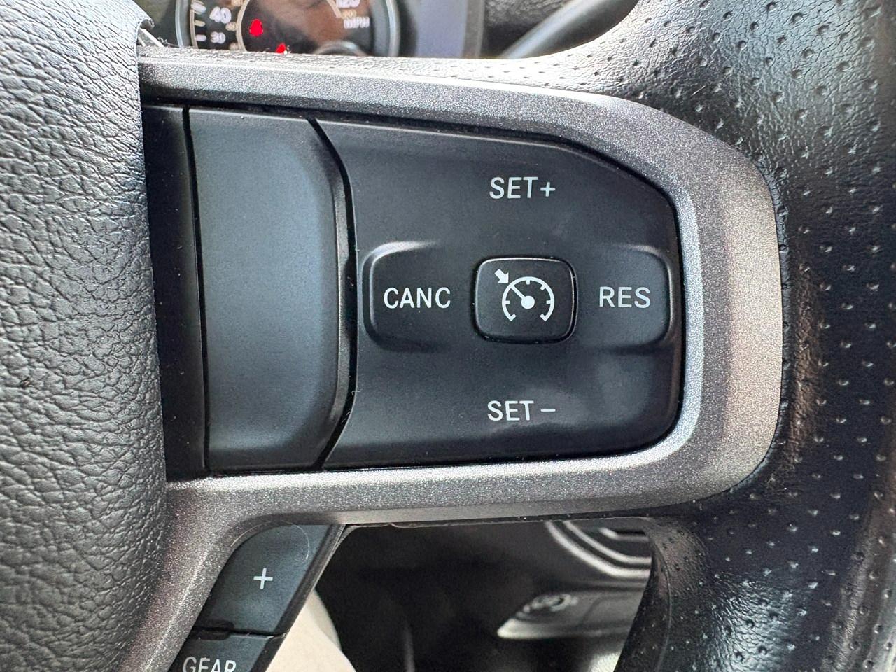 RAM 3500 Tradesman Crew Cab LWB 2WD DRW 2024