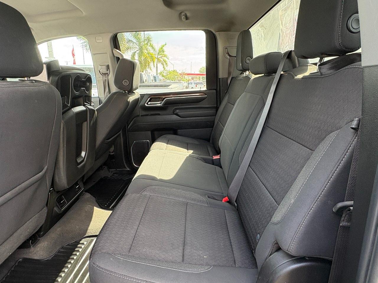 Chevrolet Silverado 3500HD LT Crew Cab 4WD 2024