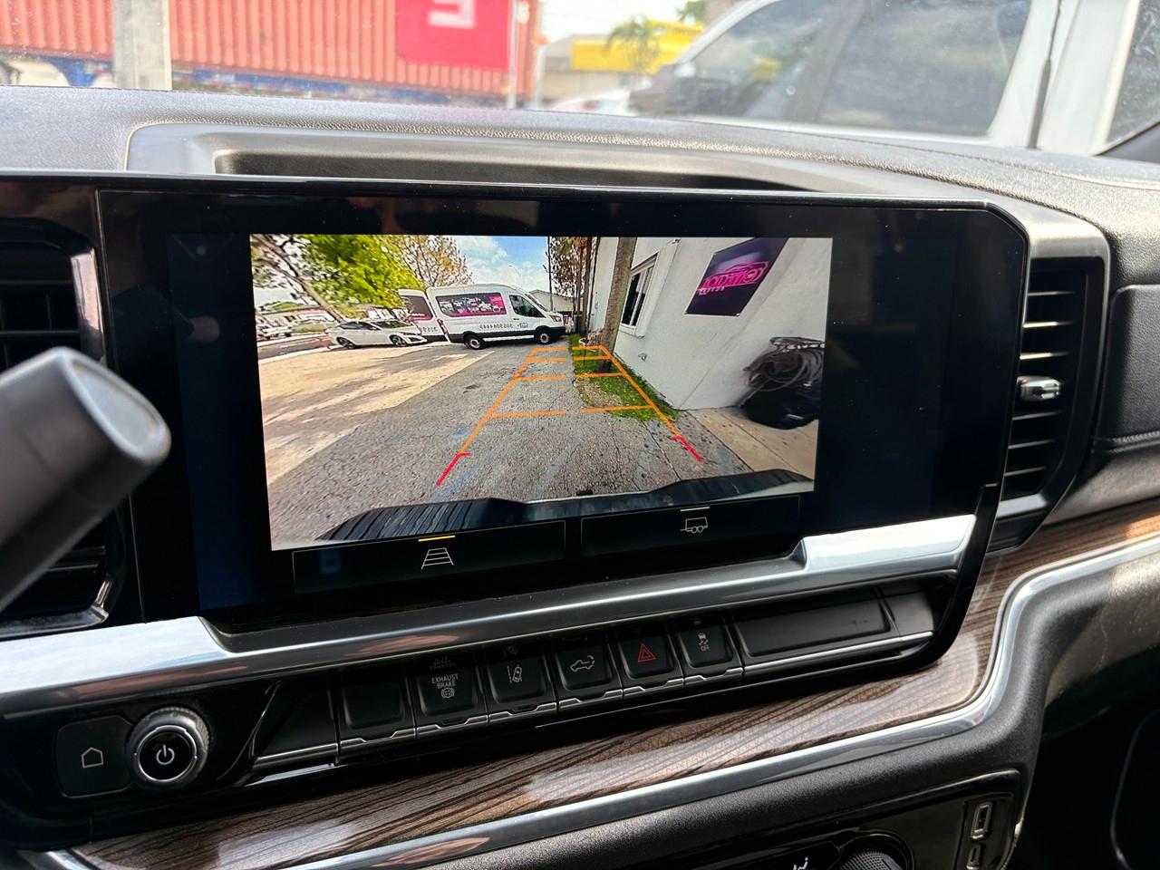 Chevrolet Silverado 3500HD LT Crew Cab 4WD 2024