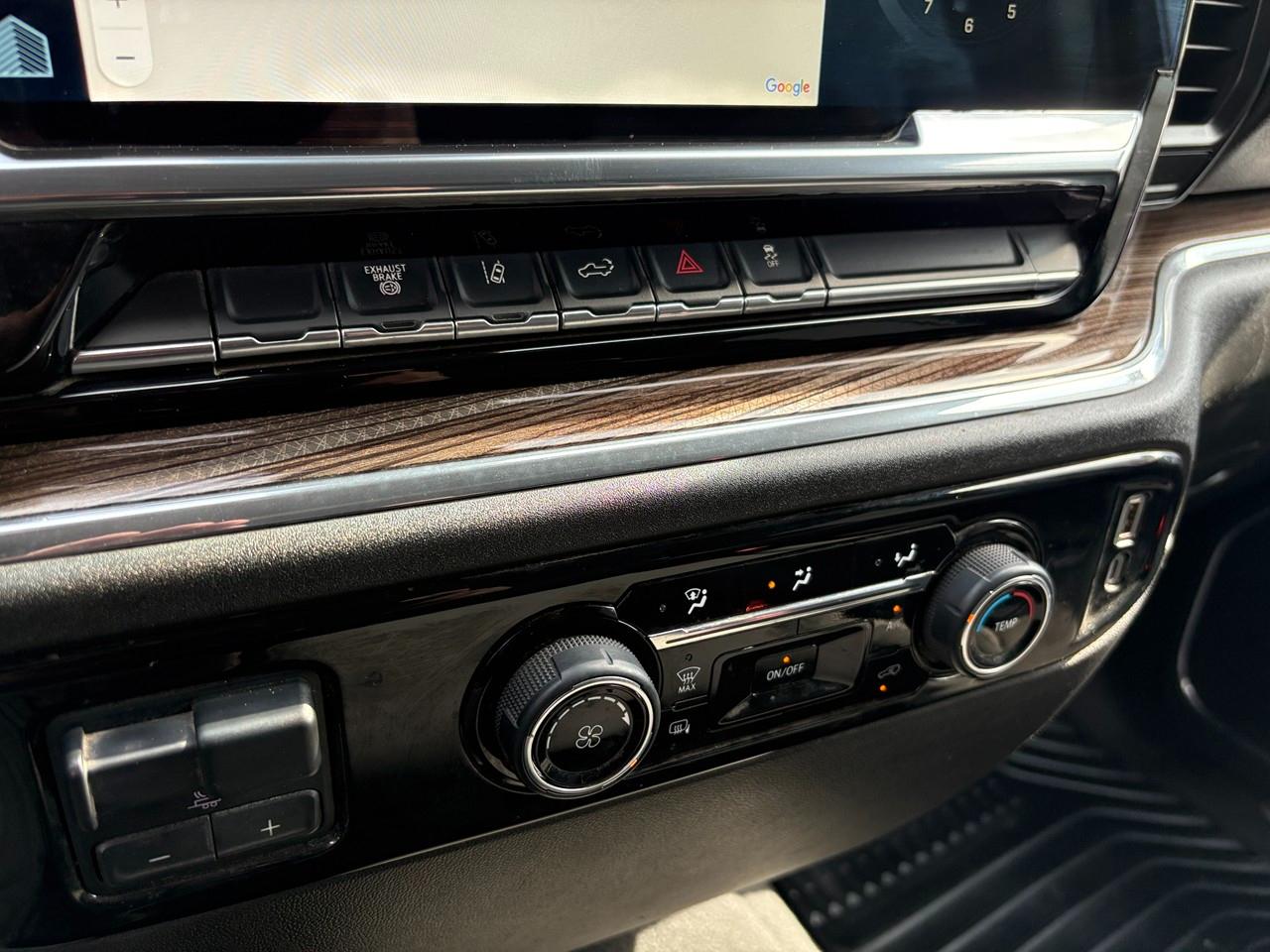 Chevrolet Silverado 3500HD LT Crew Cab 4WD 2024