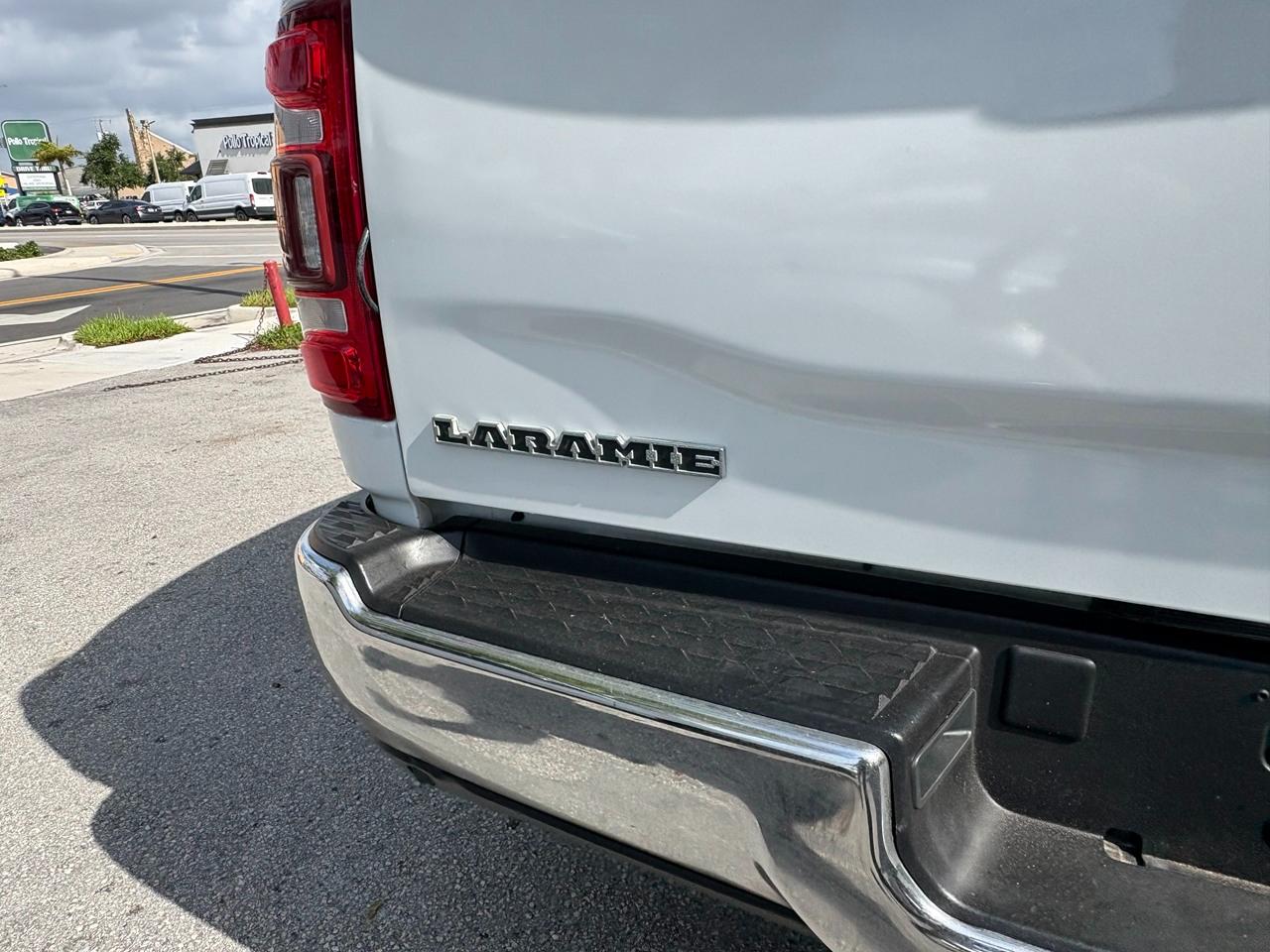 RAM 3500 Laramie Crew Cab LWB 4WD DRW 2022