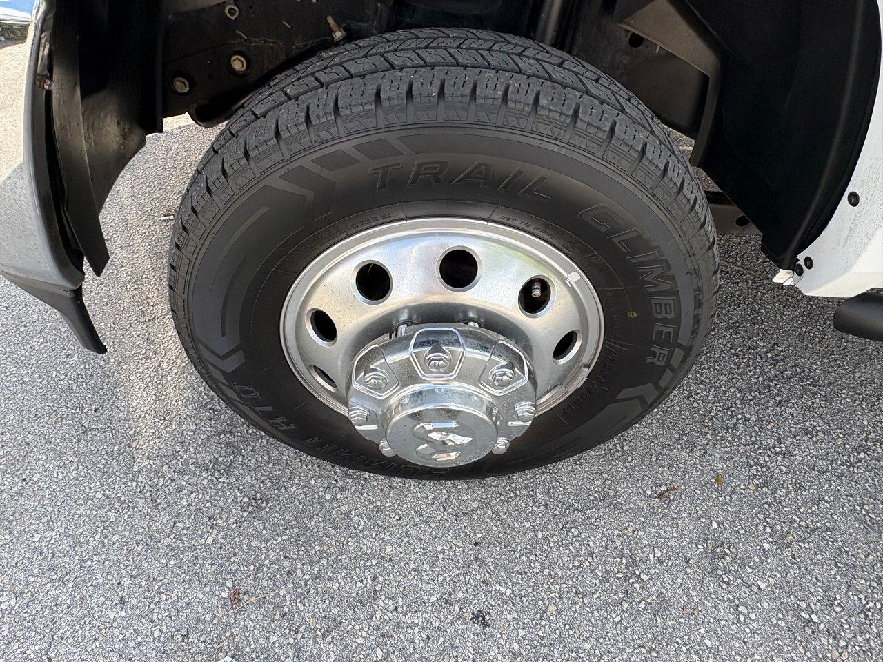 RAM 3500 Laramie Crew Cab LWB 4WD DRW 2022