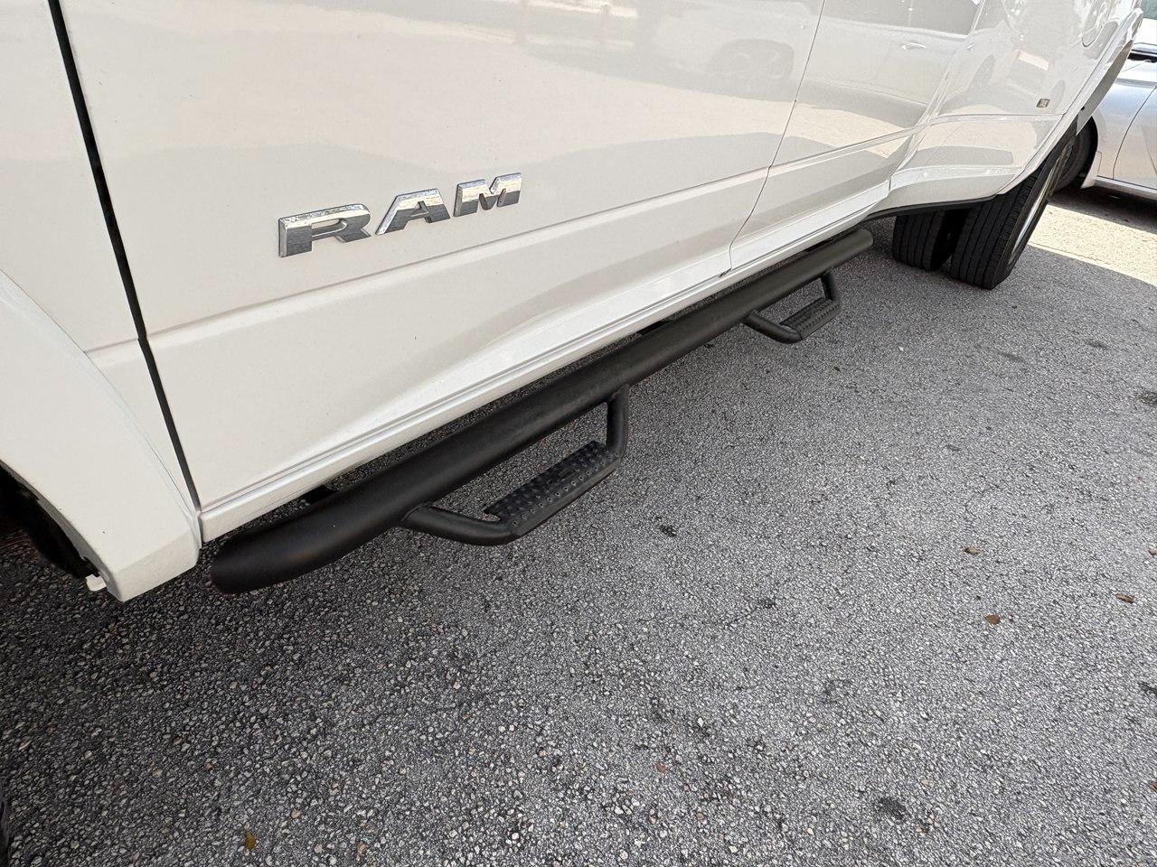 RAM 3500 Laramie Crew Cab LWB 4WD DRW 2022