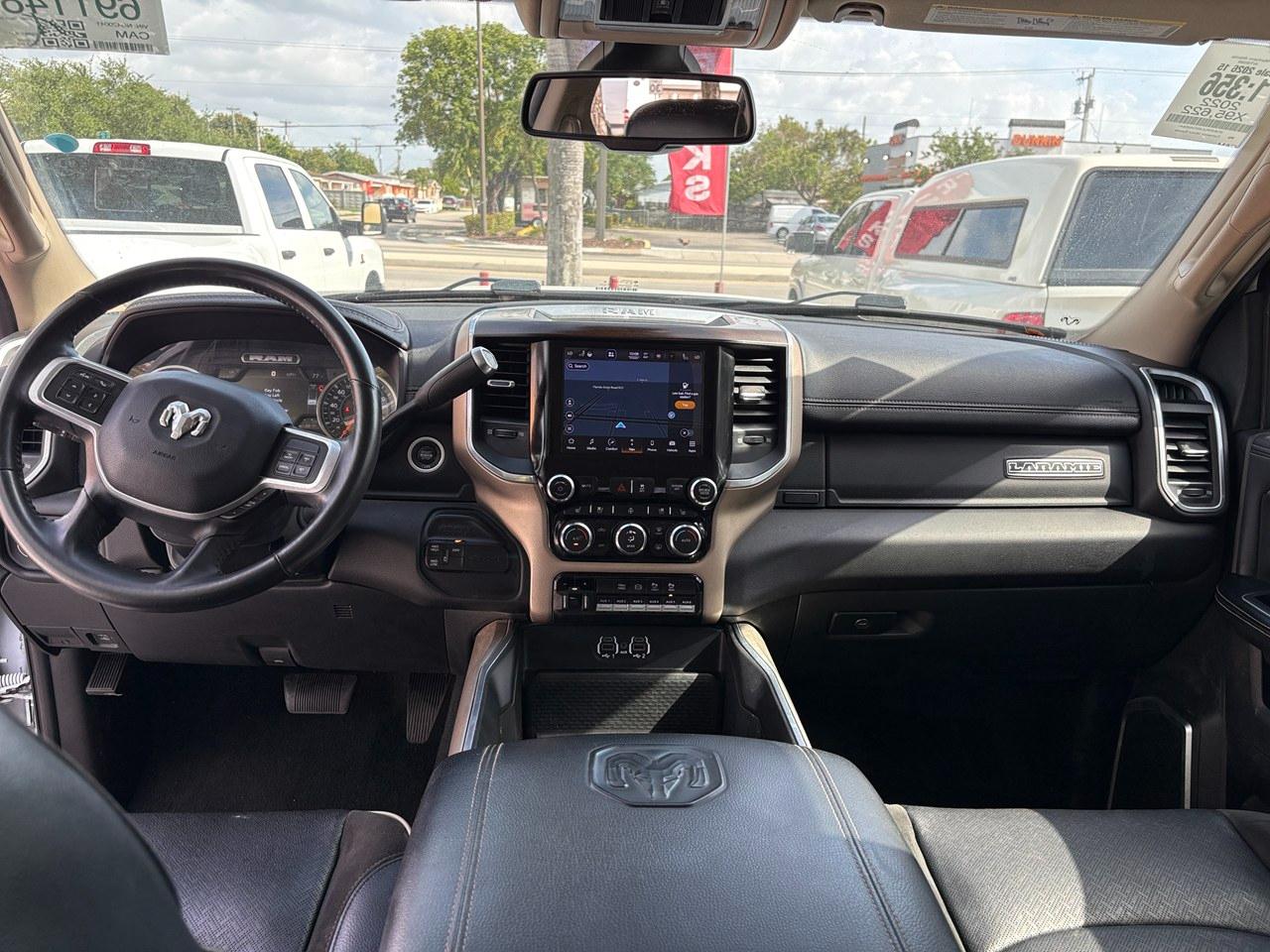 RAM 3500 Laramie Crew Cab LWB 4WD DRW 2022