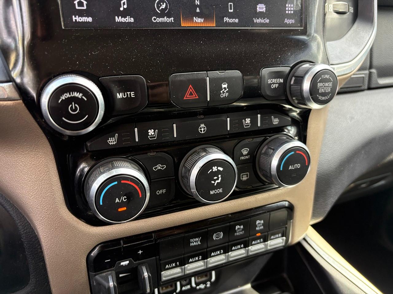 RAM 3500 Laramie Crew Cab LWB 4WD DRW 2022