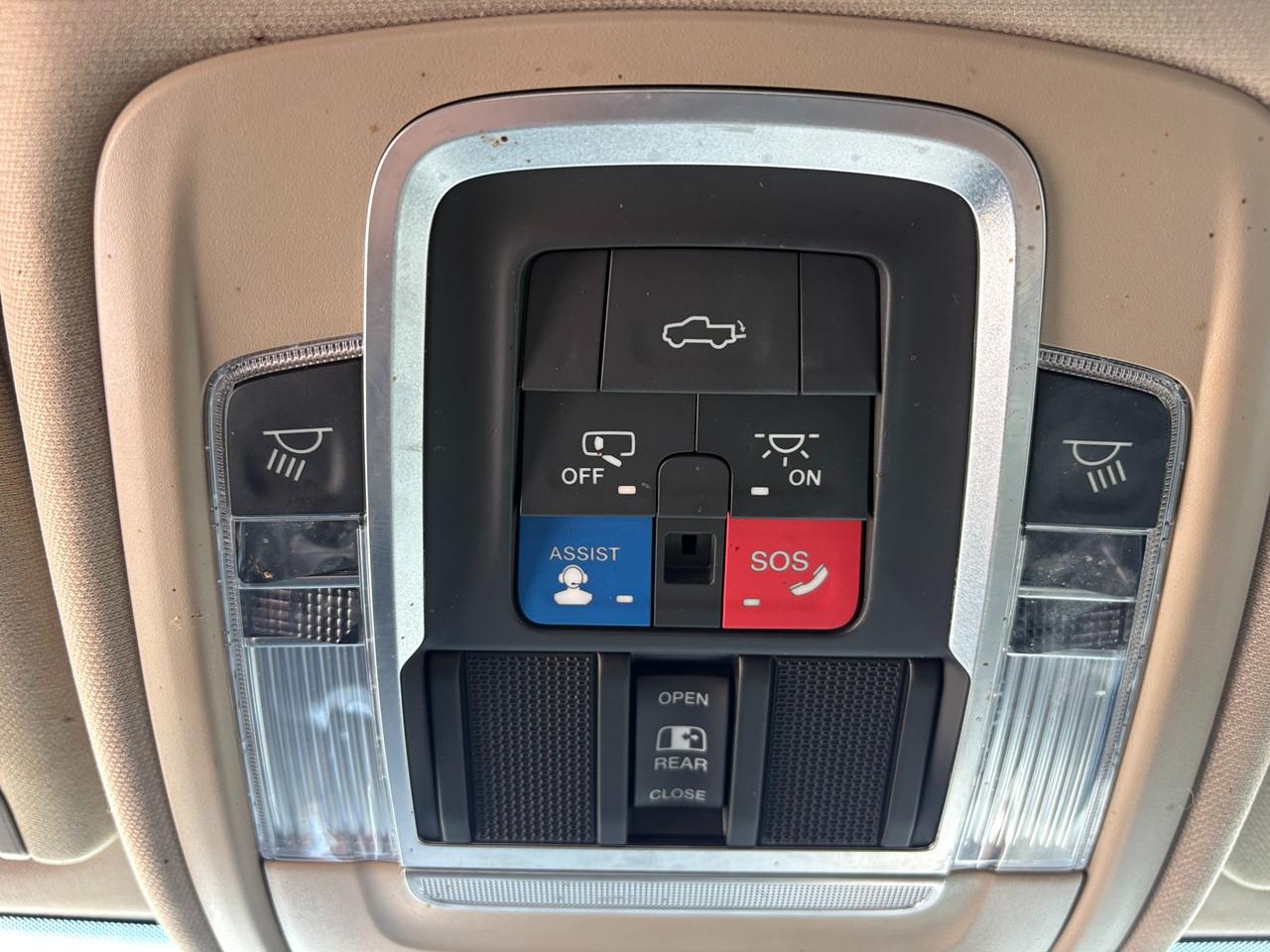 RAM 3500 Laramie Crew Cab LWB 4WD DRW 2022