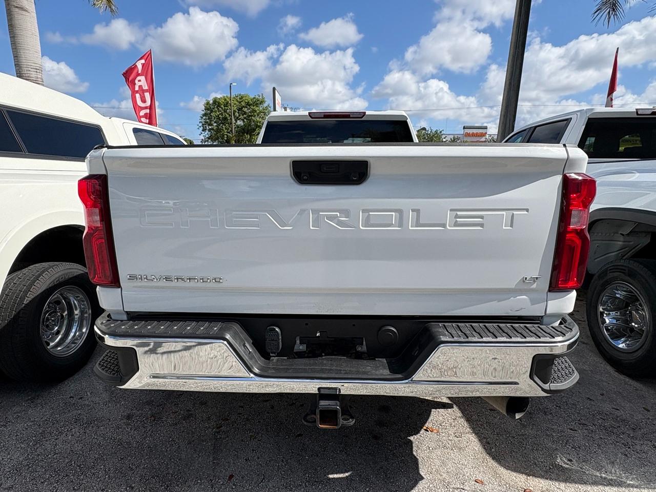 Chevrolet Silverado 3500HD LT Crew Cab 4WD 2024