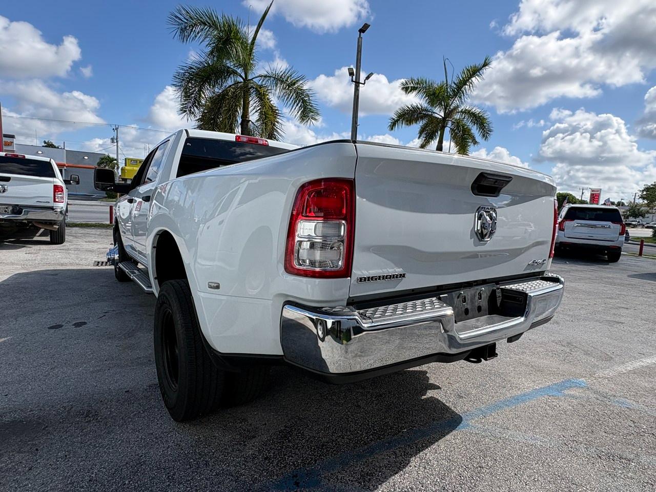 RAM 3500 Big Horn Crew Cab LWB 4WD DRW 2024