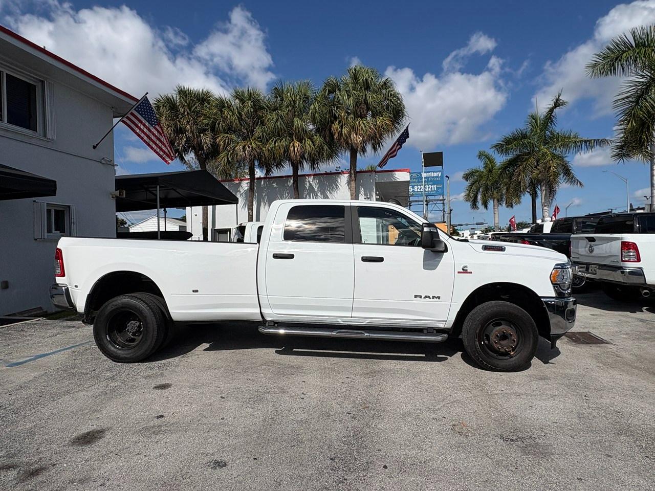 RAM 3500 Big Horn Crew Cab LWB 4WD DRW 2024