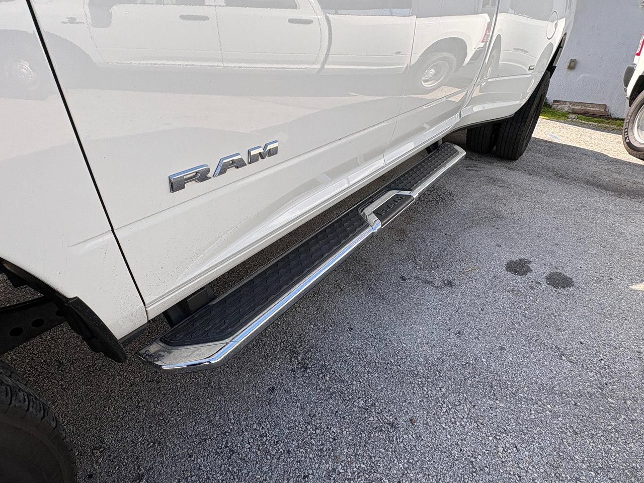 RAM 3500 Big Horn Crew Cab LWB 4WD DRW 2024