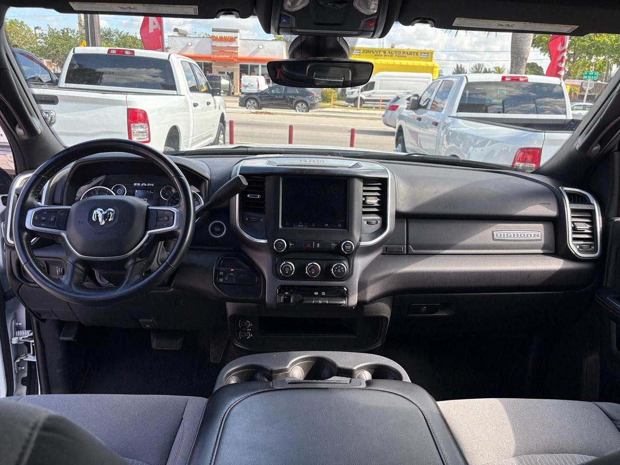 RAM 3500 Big Horn Crew Cab LWB 4WD DRW 2024