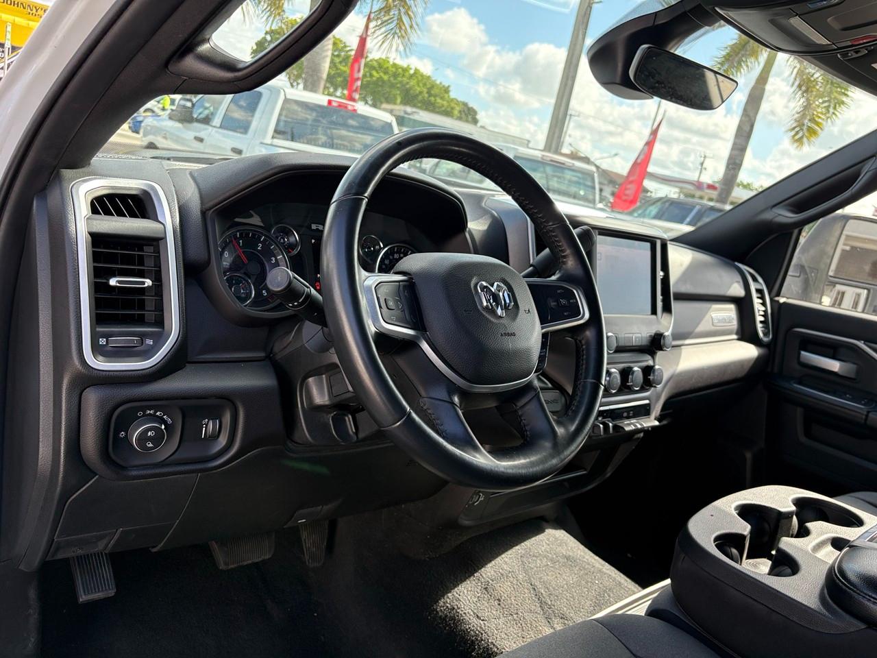 RAM 3500 Big Horn Crew Cab LWB 4WD DRW 2024