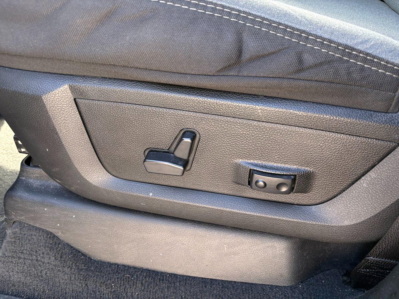 RAM 3500 Big Horn Crew Cab LWB 4WD DRW 2024