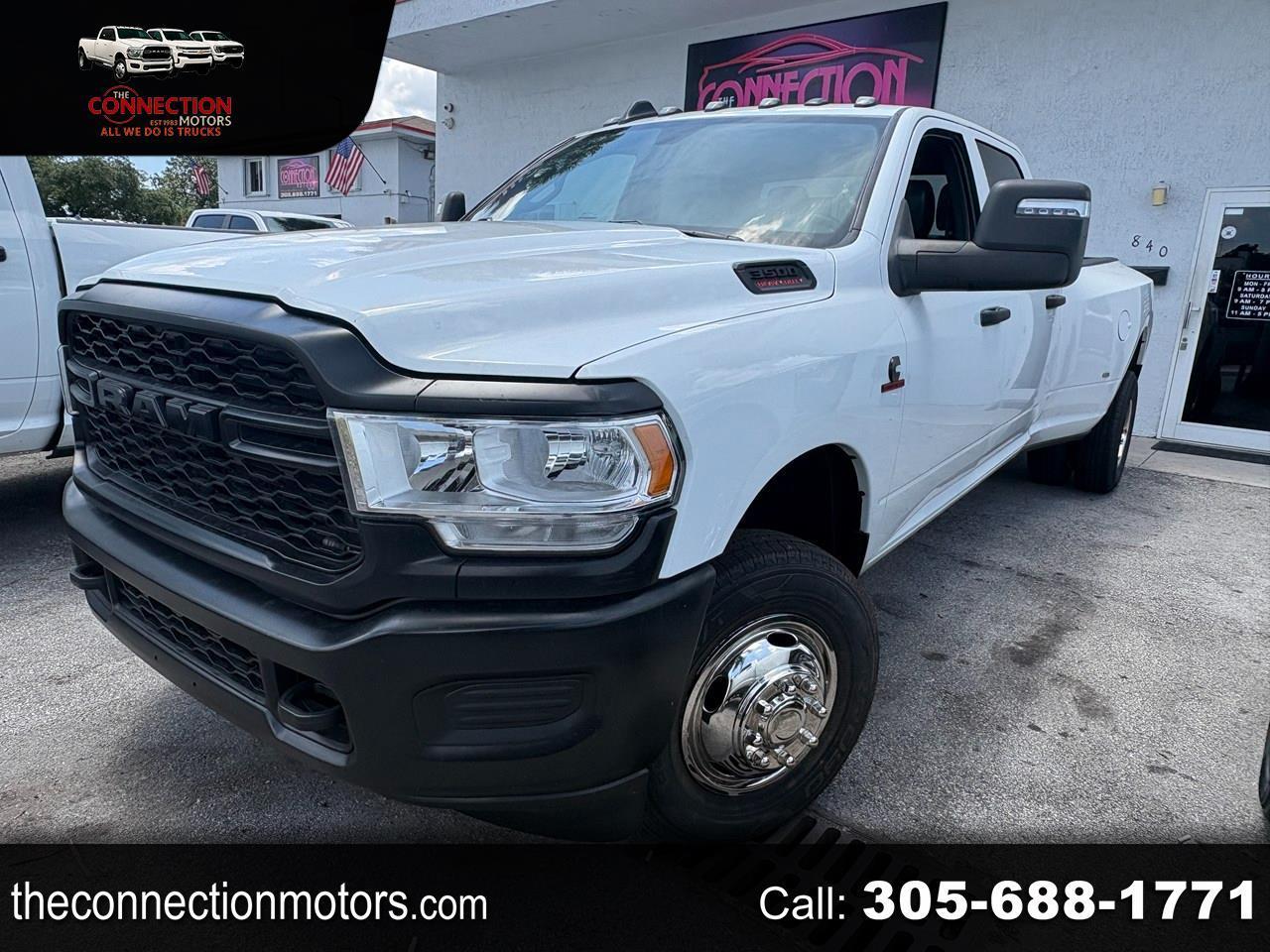 RAM 3500 Tradesman Crew Cab 4WD DRW 2023