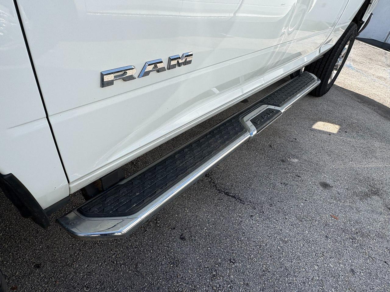 RAM 2500 Tradesman Crew Cab SWB 4WD 2024