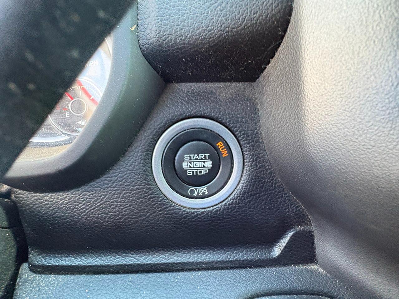 RAM 2500 Tradesman Crew Cab SWB 4WD 2024