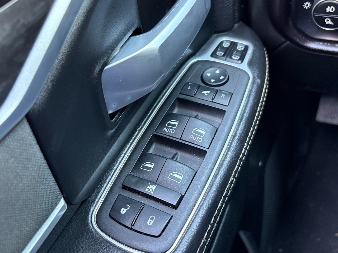 RAM 2500 Tradesman Crew Cab SWB 4WD 2024