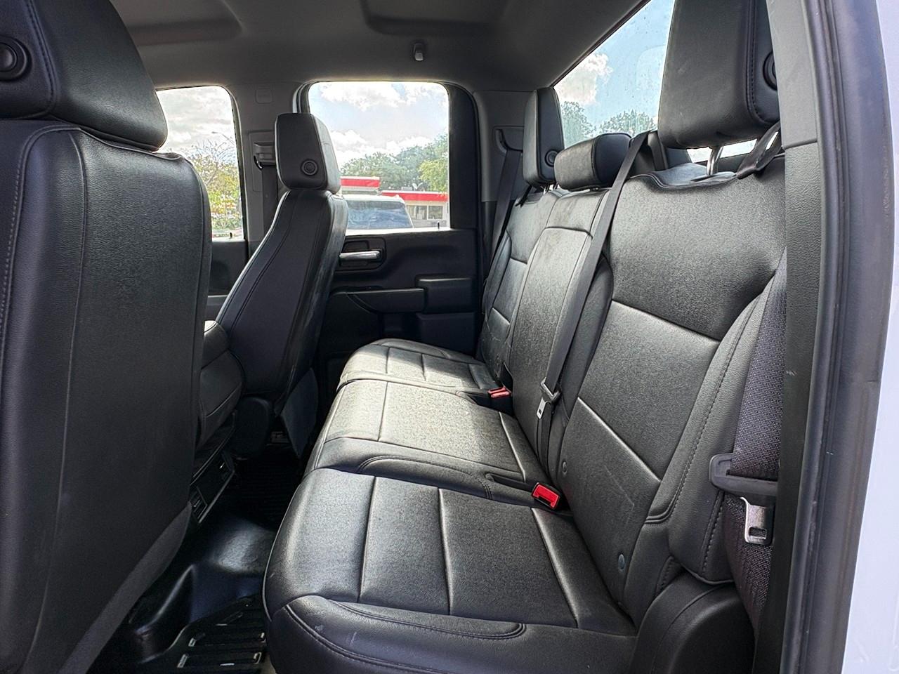 GMC Sierra 2500HD Pro Double Cab 4WD SB 2024
