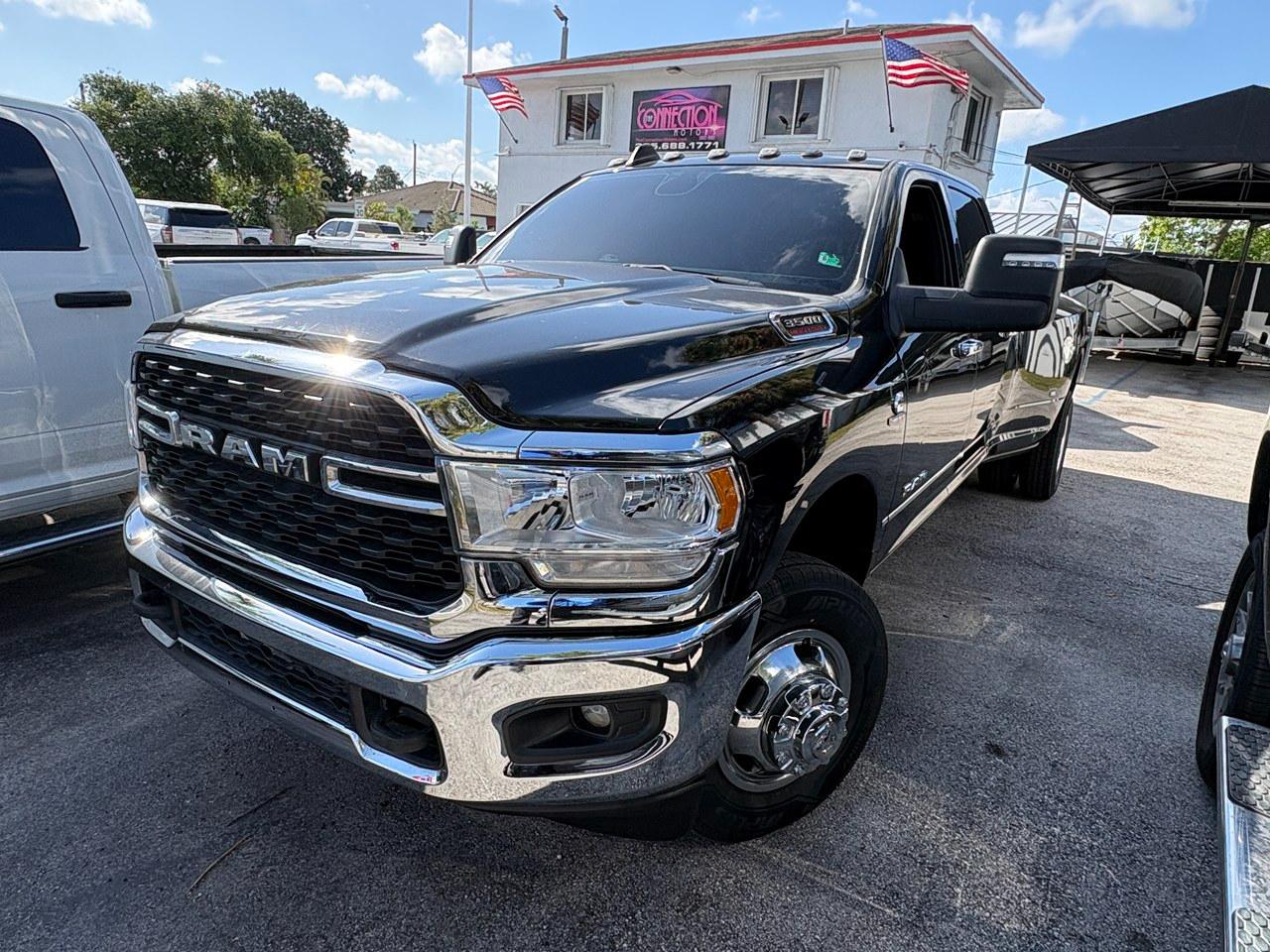 RAM 3500 Big Horn Crew Cab LWB 4WD DRW 2023