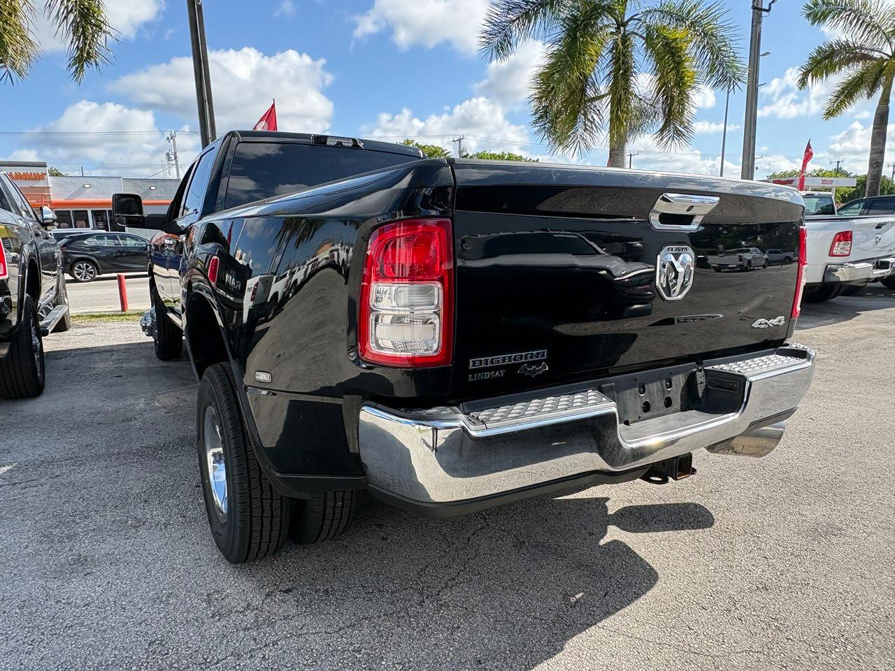 RAM 3500 Big Horn Crew Cab LWB 4WD DRW 2023