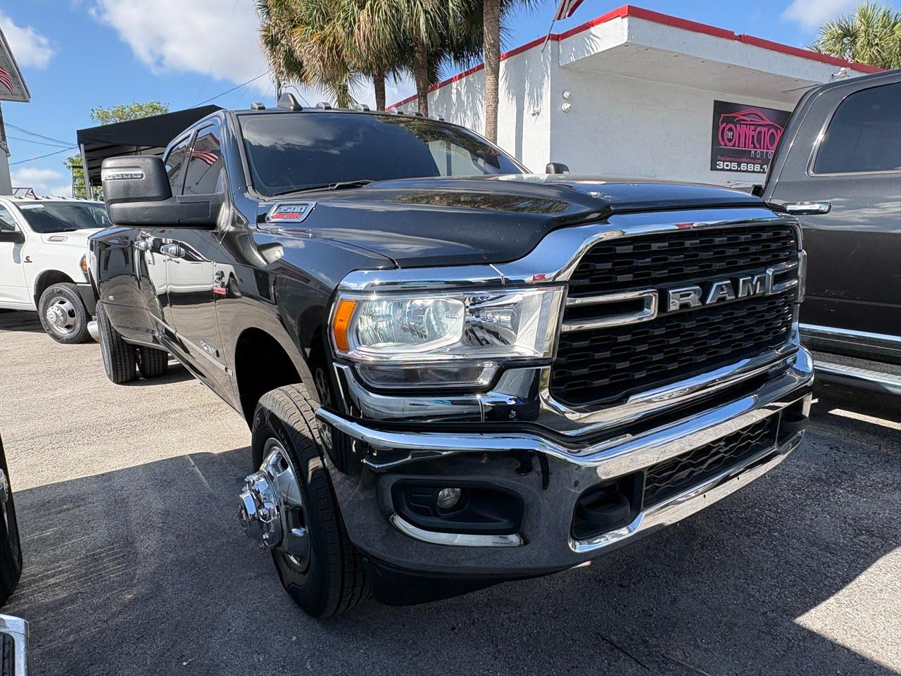 RAM 3500 Big Horn Crew Cab LWB 4WD DRW 2023