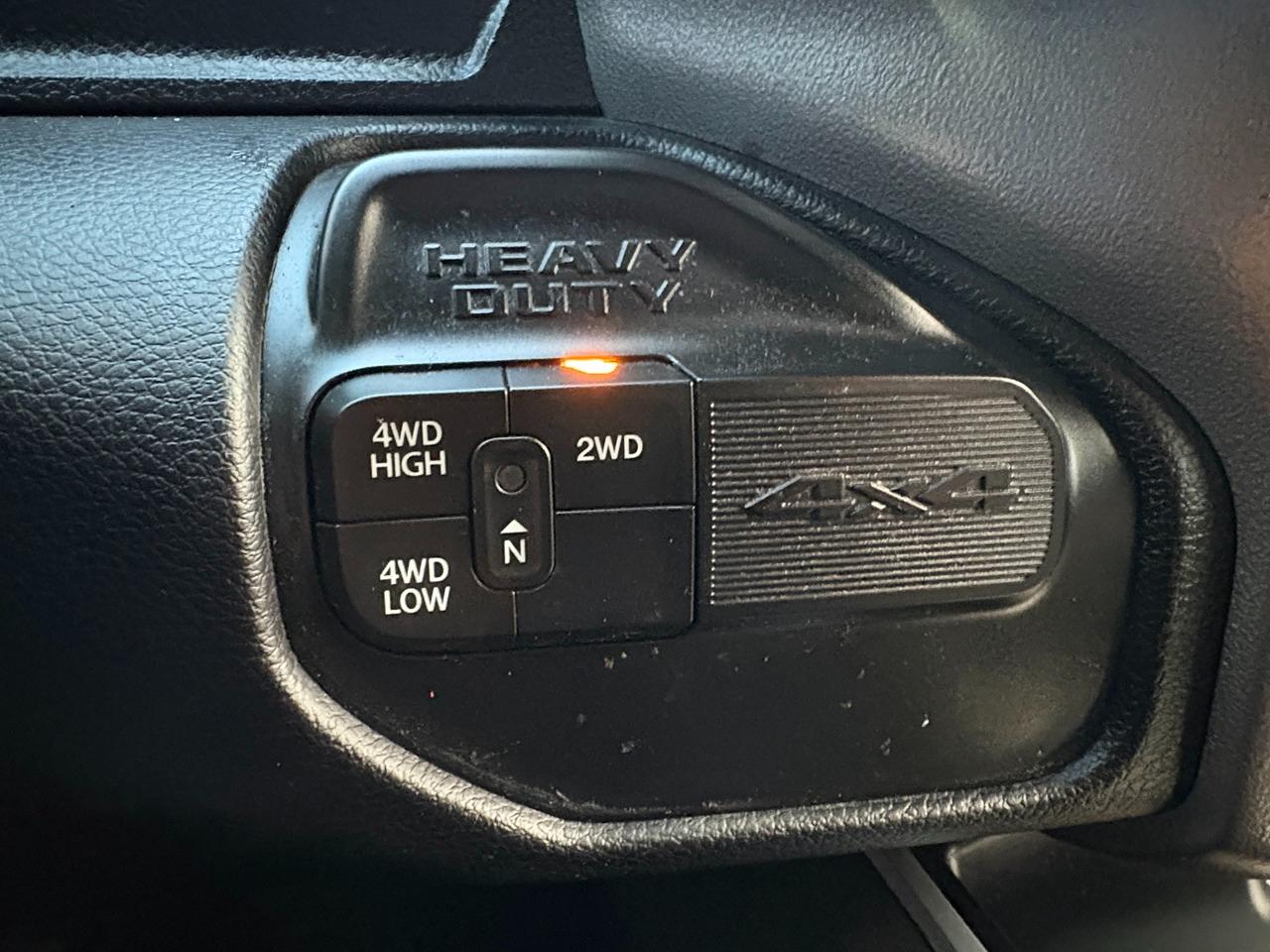 RAM 3500 Big Horn Crew Cab LWB 4WD DRW 2023