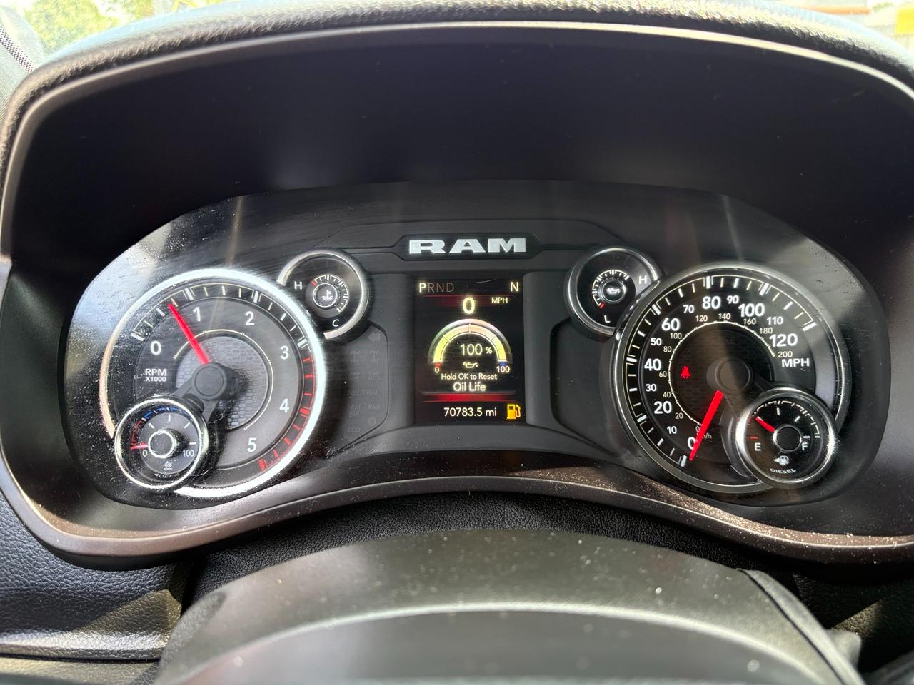 RAM 3500 Tradesman Crew Cab 4WD DRW 2024
