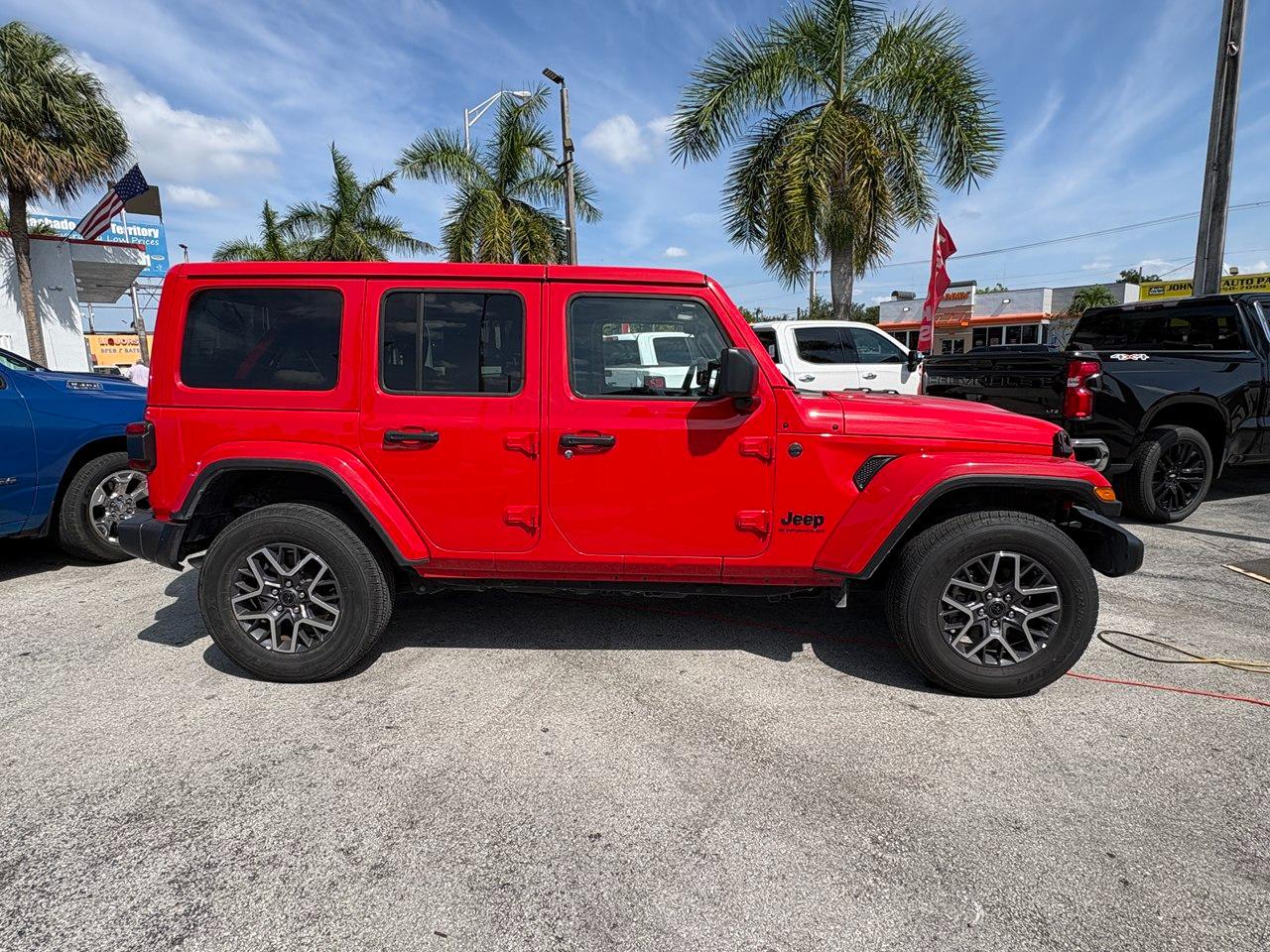 Jeep Wrangler Sahara 2025