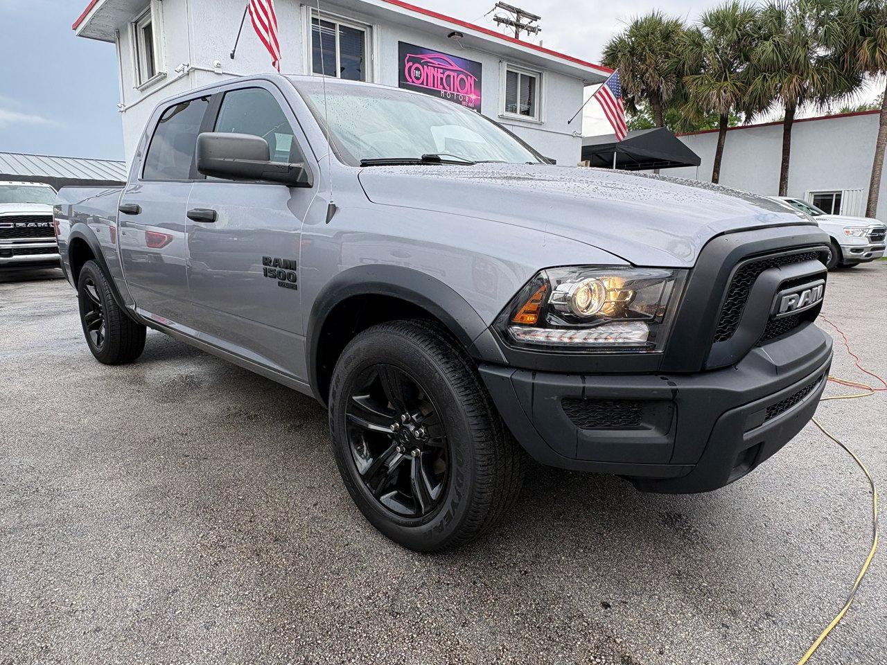 RAM 1500 Classic Tradesman Crew Cab SWB 2WD 2024
