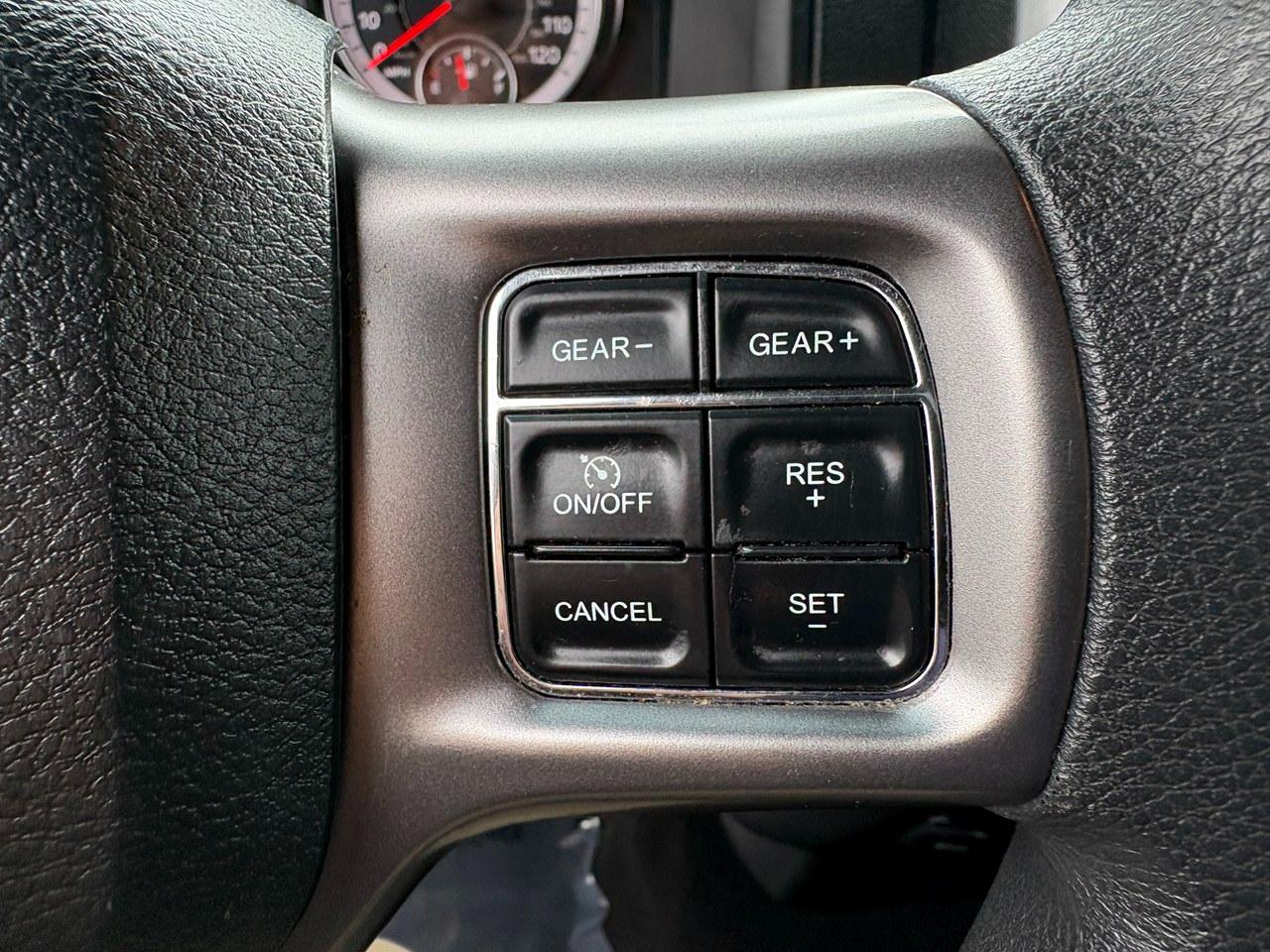 RAM 1500 Classic Tradesman Crew Cab SWB 2WD 2024