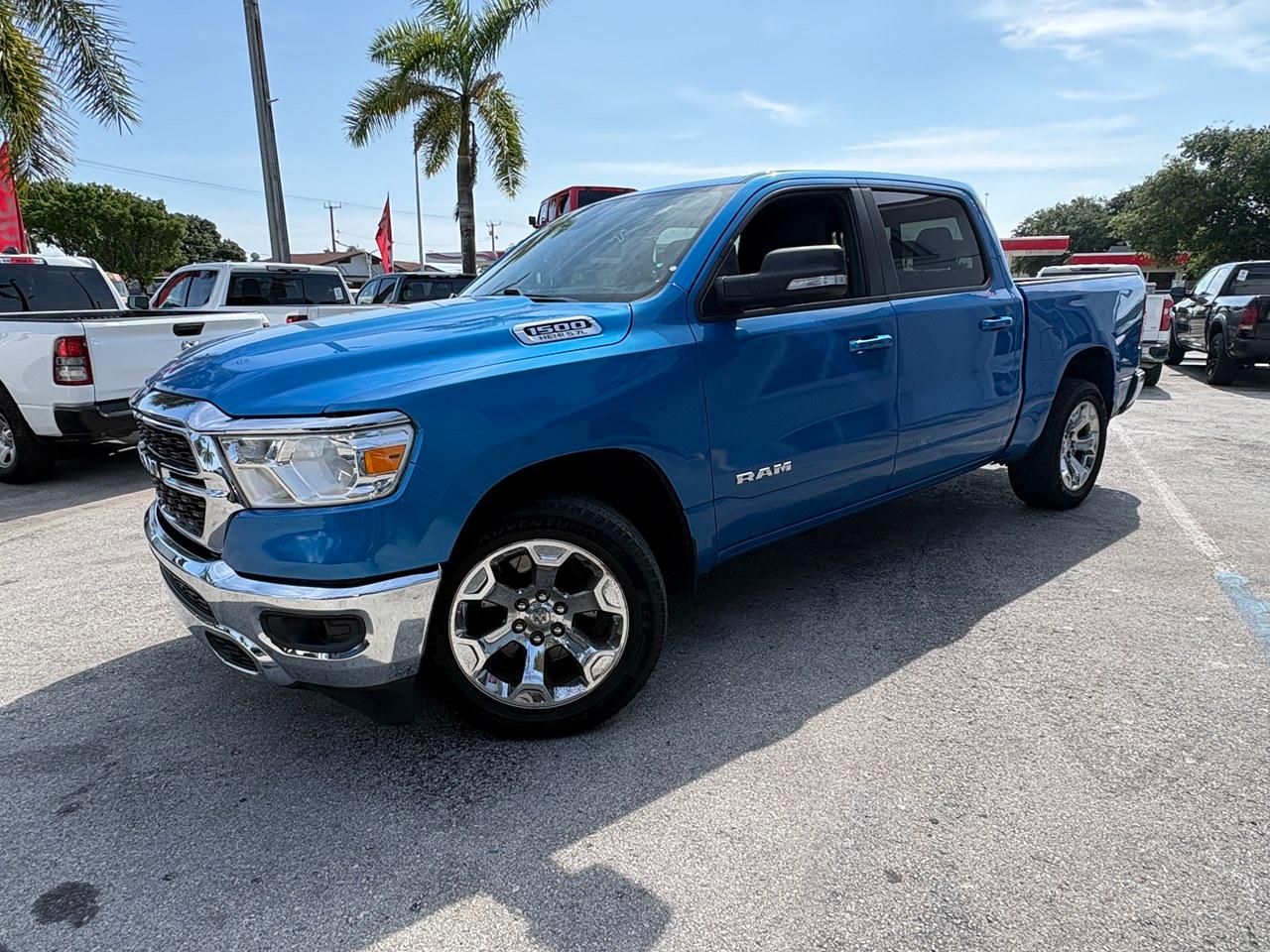 RAM 1500 Big Horn Crew Cab SWB 2WD 2022