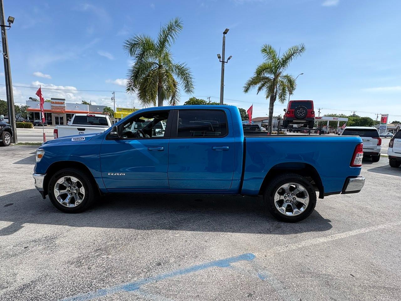 RAM 1500 Big Horn Crew Cab SWB 2WD 2022