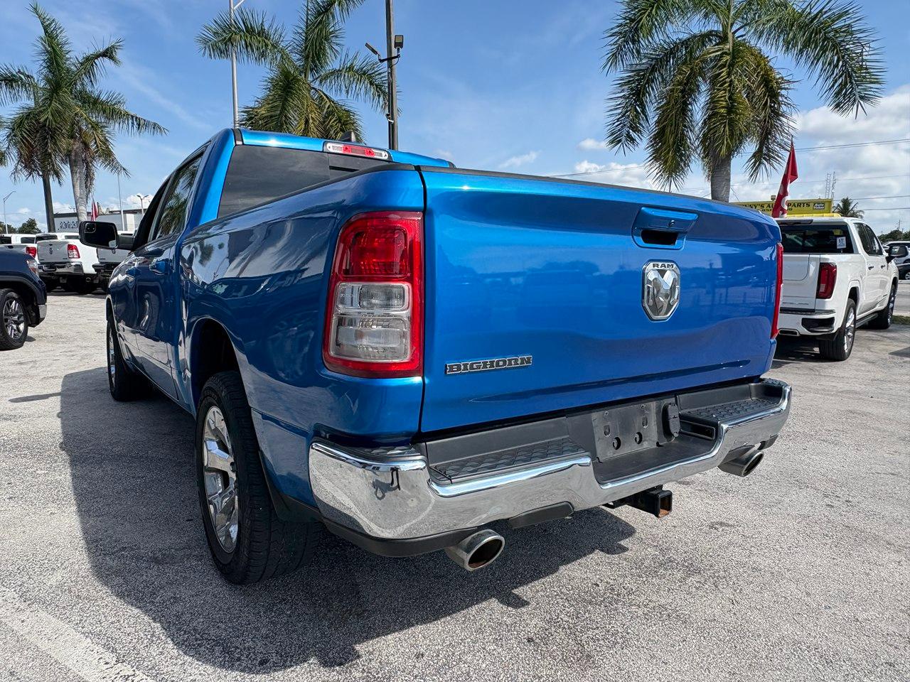 RAM 1500 Big Horn Crew Cab SWB 2WD 2022