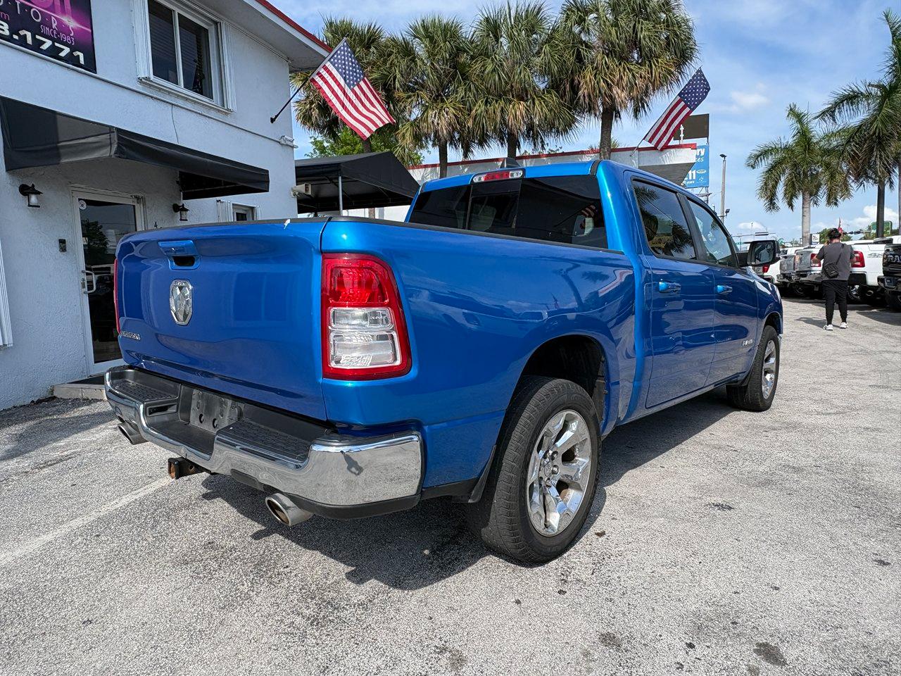RAM 1500 Big Horn Crew Cab SWB 2WD 2022