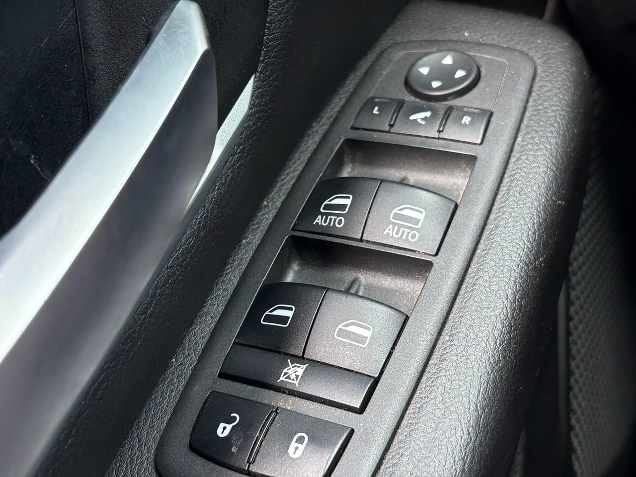 RAM 1500 Big Horn Crew Cab SWB 2WD 2022