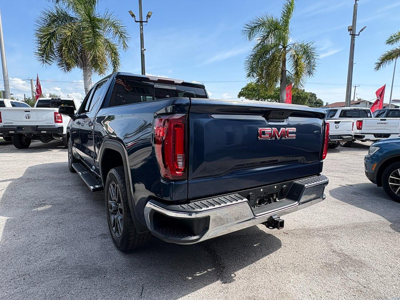GMC Sierra 1500 SLE Crew Cab Short Box 2WD 2020
