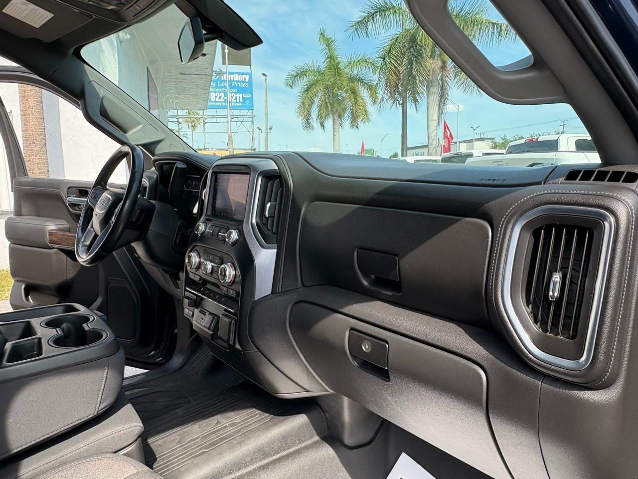 GMC Sierra 1500 SLE Crew Cab Short Box 2WD 2020