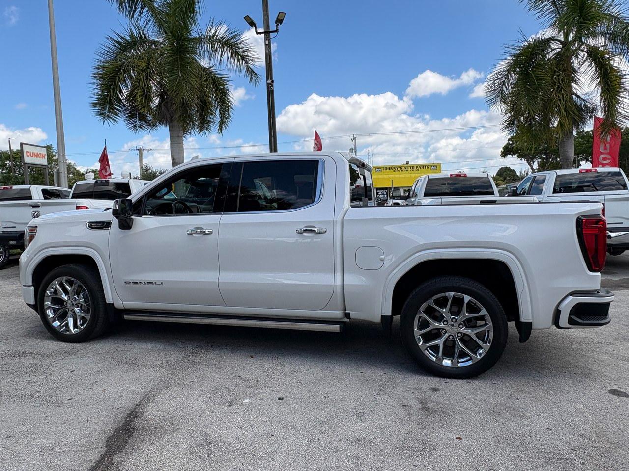 GMC Sierra 1500 Denali Crew Cab 2WD 2020