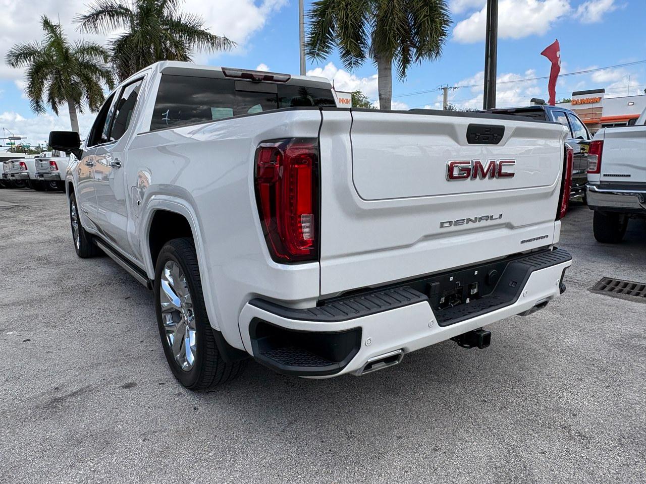 GMC Sierra 1500 Denali Crew Cab 2WD 2020