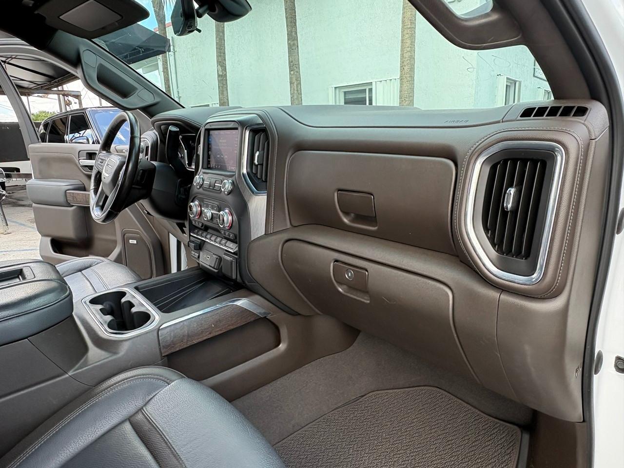 GMC Sierra 1500 Denali Crew Cab 2WD 2020
