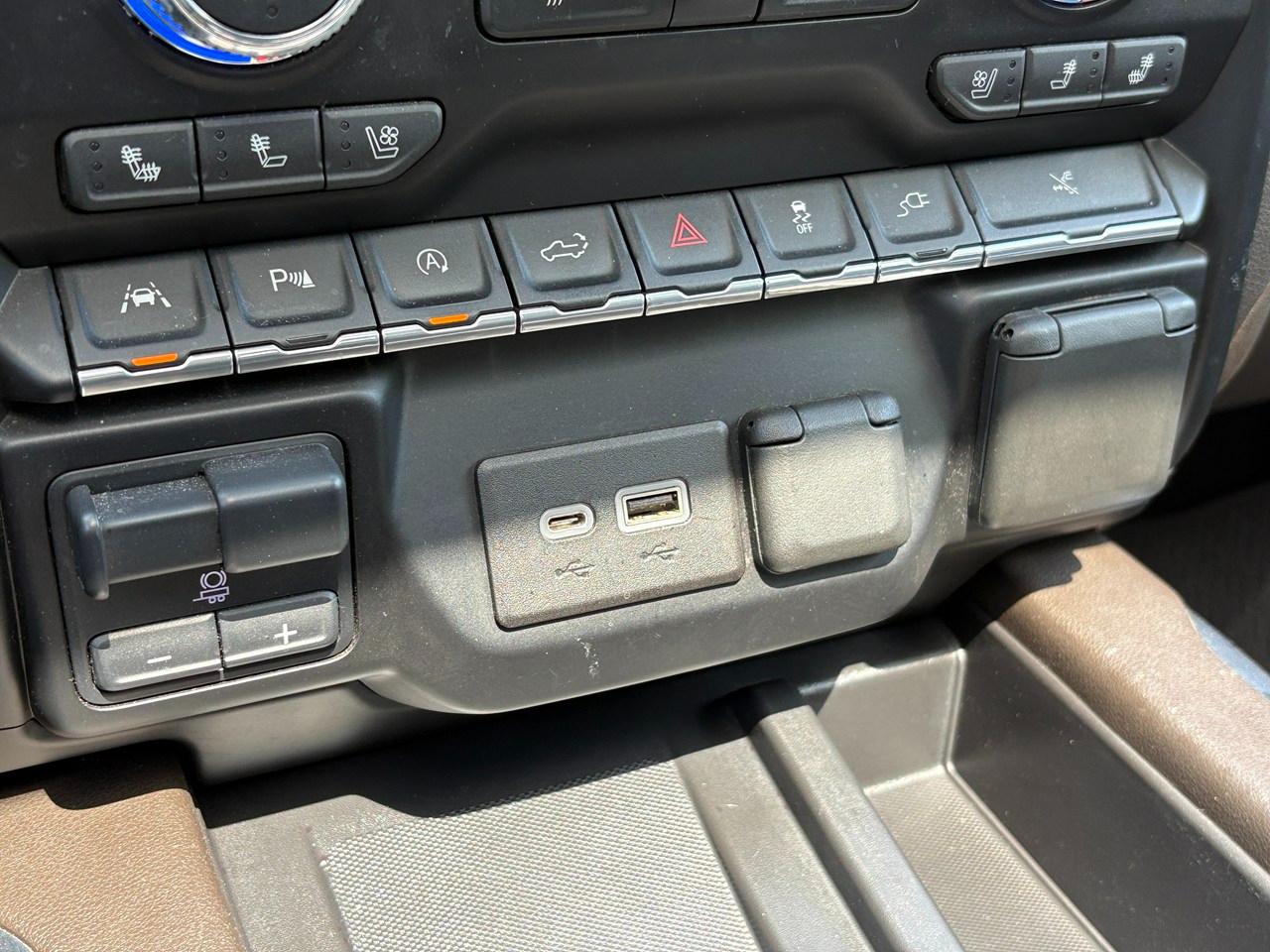 GMC Sierra 1500 Denali Crew Cab 2WD 2020
